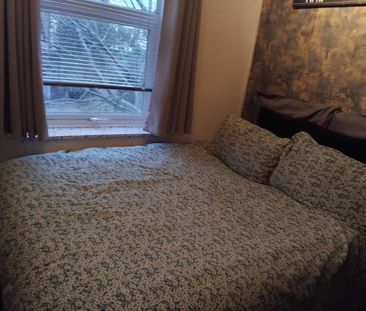 Room in a Shared House, Stanton Road, CR0 - Photo 1