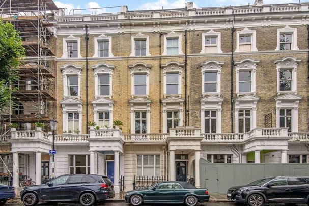 Linden Gardens, W2, London - Photo 1