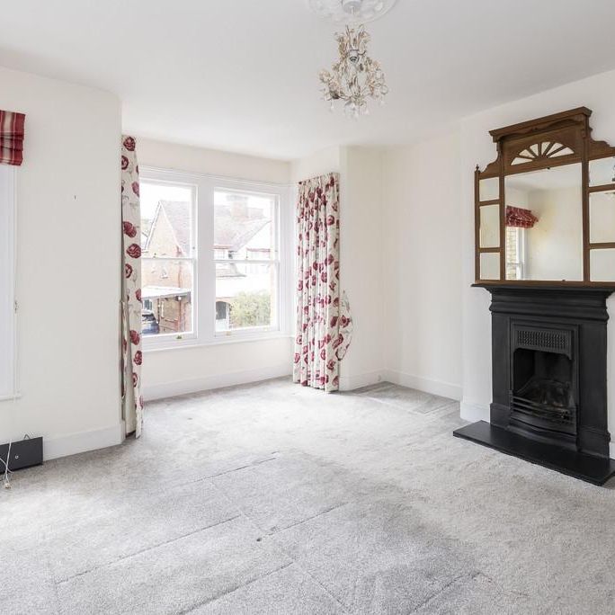 4 bedroom terraced house to rent - Photo 1