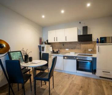 Schöne Single Wohnung nähe Volksgarten - Photo 2