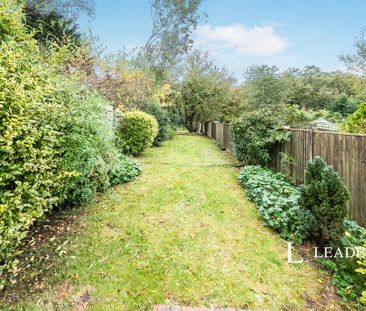 3 bedroom semi-detached house to rent - Photo 6