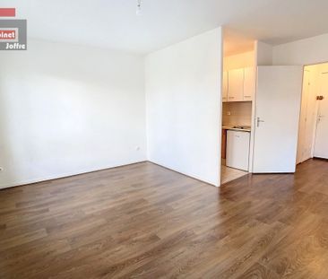 Location Appartement 1 pièce 28m² FONTAINEBLEAU 77300 - Photo 1