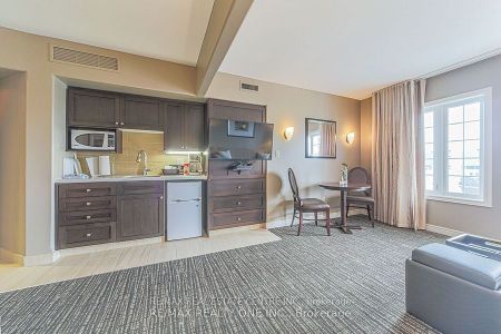 For Lease - 90 Highland Drive Unit# 2449, Oro-Medonte, Ontario - Photo 4