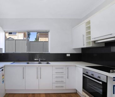 Updated 2 bedroom Townhouse - AVAILABE NOW!! - Photo 3