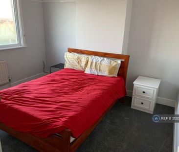 3 bedroom terraced house to rent - Photo 6