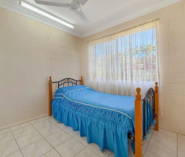 Large Yard & Solar Powered! - Photo 5