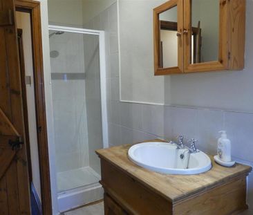 2 bedroom terraced house to rent - Photo 6