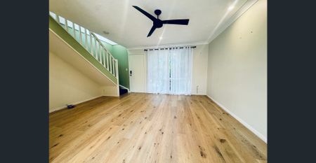 beautiful townhouse … in the heart of Benowa - Photo 4