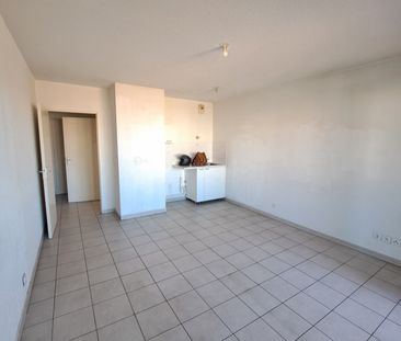 Appartement 1 pièces 26m2 MARSEILLE 13EME 495 euros - Photo 6