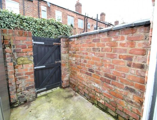 2 Bedroom Terraced To Let - Photo 1