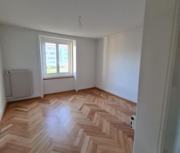 Rue du Commerce 19, appartement 3ème Est - Foto 1