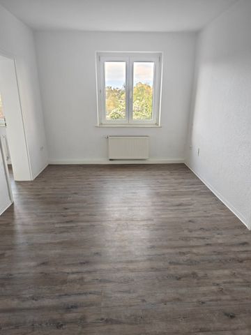 Individuelle 2 Raum Wohnung in Renovierung - Photo 4