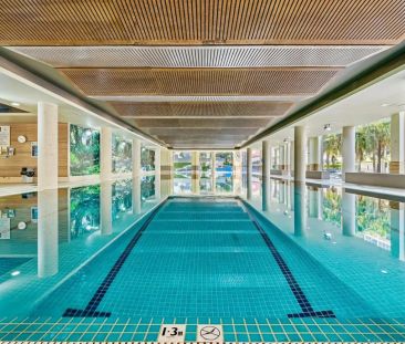 Stylish Two-Bedroom Apartment with Resort-Style Facilities - Photo 2