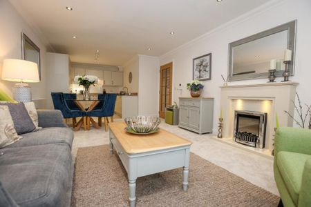 2 bedroom flat to rent - Photo 3