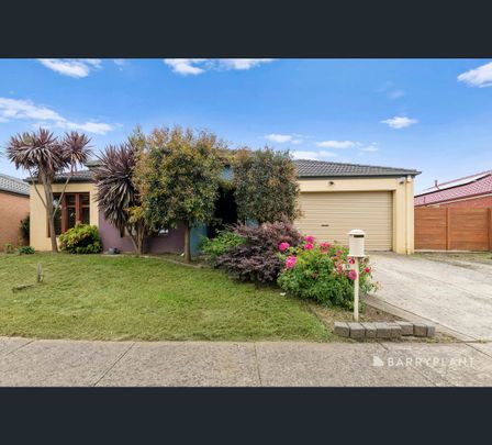 15 Boutique Lane, Cranbourne West, Vic 3977 - Photo 1