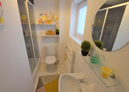 Philmont Court Bannerbrook Park Coventry - Photo 3