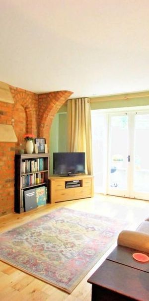 2 bedroom house to rent - Photo 1