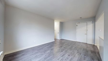 For Lease - 896 Eglinton Avenue Unit# 308, Toronto, Ontario - Photo 3