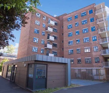 Silver Non-Ensuite Room - Photo 1
