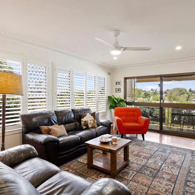 3 Bed, 2 Bath Elevated Home with Elevated Views - Photo 1