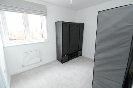 3 bedroom detached house to rent - Photo 3