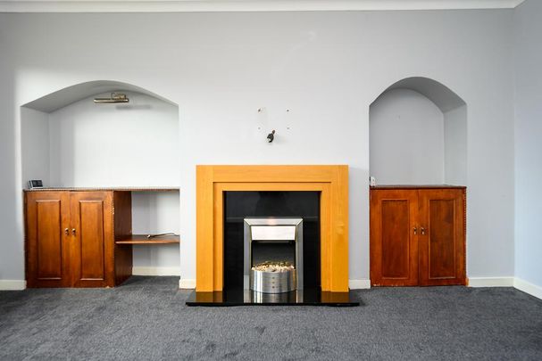 3 bedroom flat to rent - Photo 1