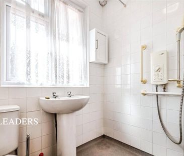 2 bedroom bungalow to rent - Photo 6