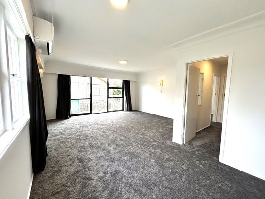 First Time on the Rental Market-Newly renovated!!! - Photo 1