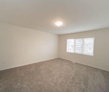 For Lease - 135 Esther Crescent, Thorold, Ontario - Photo 3