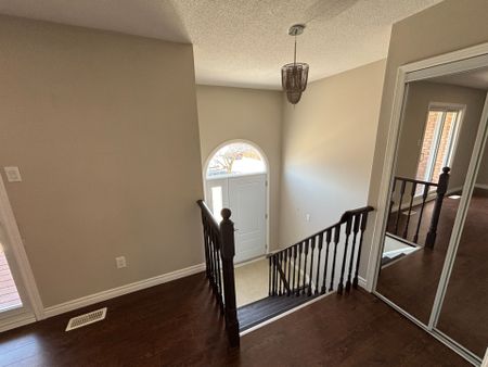 For Lease - 36 Porritt Street Unit# A, Barrie, Ontario - Photo 4