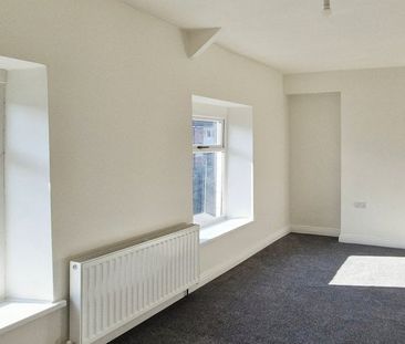 Walters Road, NEATH - Photo 4