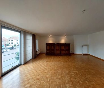 Te huur – Ruim duplexappartement met 4 slaapkamers in het centrum v... - Foto 1
