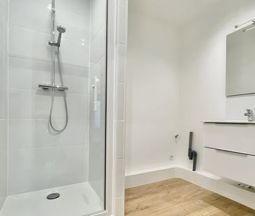 Location Appartement 2 pièces 43m² ROUBAIX 59100 - Photo 3