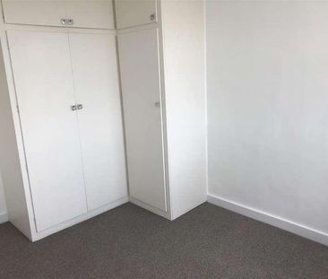 Station Road, Edgware, HA8 - Photo 1