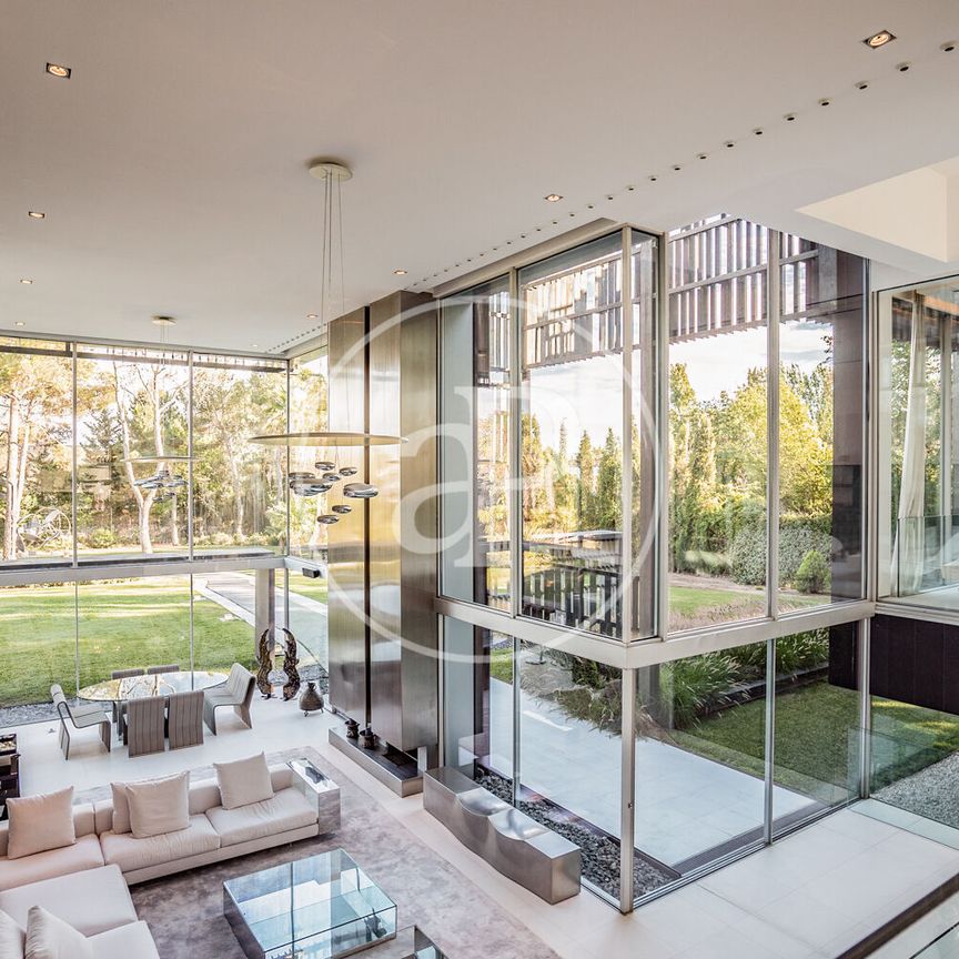 House for rent with Terrace in La Moraleja (La Moraleja) - Photo 1