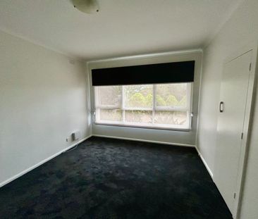 3 Bedroom in Convenient Location - Photo 1