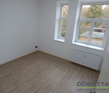 Pronájem bytu 3+kk 83 m², Hradec Králové - Fotografie 6