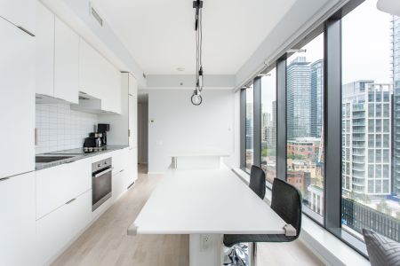 For Lease - 5 St Joseph Street Unit# 1402, Toronto, Ontario - Photo 5