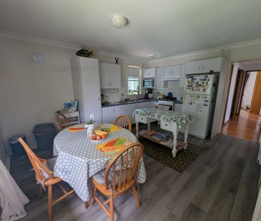 Family Home - Photo 4