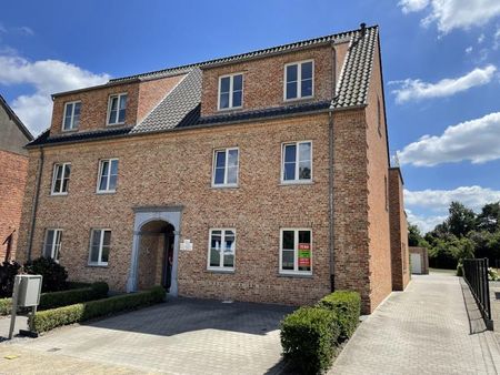 Lichtrijk appartement in nieuwstaat - Photo 4