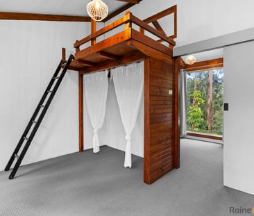 Spacious Rural Retreat with Stunning Views - Photo 5