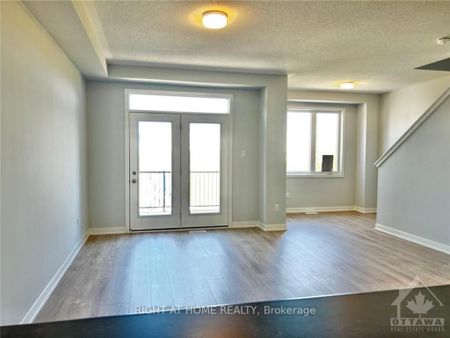For Lease - 623 QUILTER Row, Stittsville - Munster - Richmond, Ontario - Photo 3