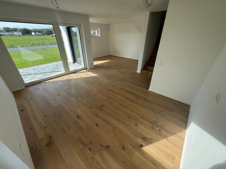 ERSTBEZUG – MIETE! Modernes Einfamilienhaus (110m²) Grünbereich und Carport in Güssing - Photo 4