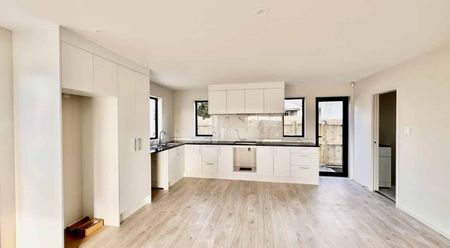 Great Family Home - Photo 2