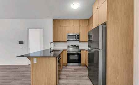 For Lease - 470 Gordon Krantz Avenue Unit# 316, Milton, Ontario - Photo 5