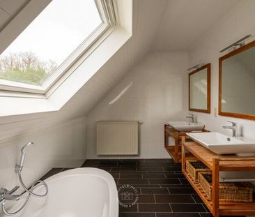 Charmante en ruime villa met tuin op wandelafstand van het dorpscen... - Foto 3