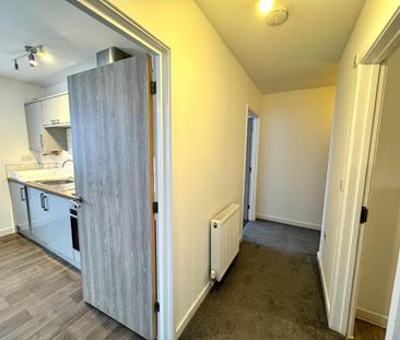 2 bedroom flat to rent - Photo 4
