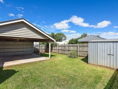 176 Campbell St Toowoomba City - Photo 4