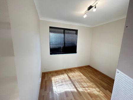 Spacious Family Home&excl; - Photo 2