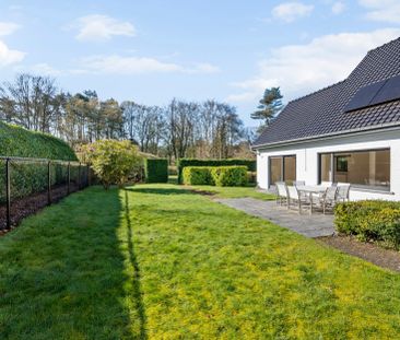 Vrijstaande woning met 3 à 4 slaapkamers midden in de natuur! - Photo 1
